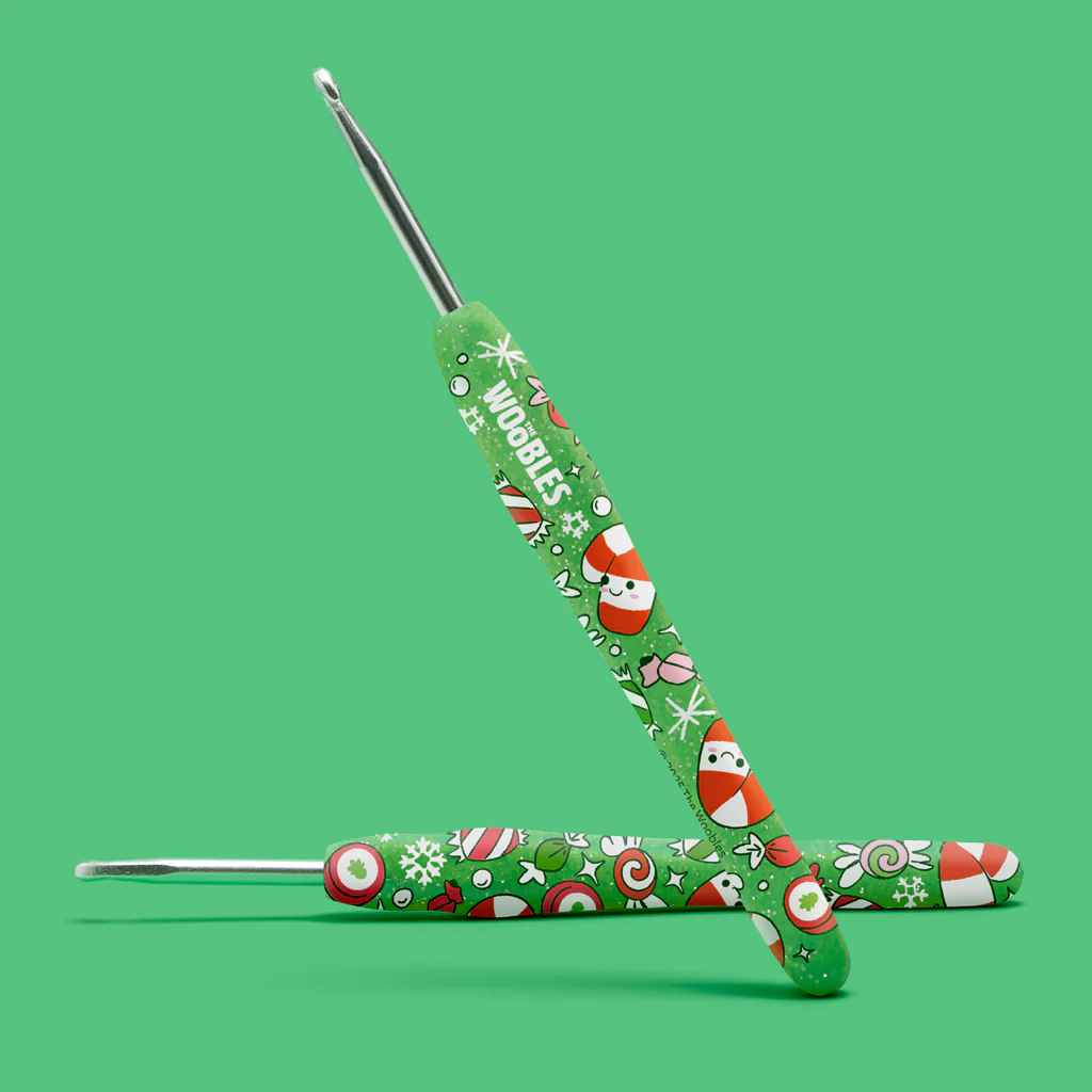 Peppi the Candy Cane Crochet Kit - Image 3